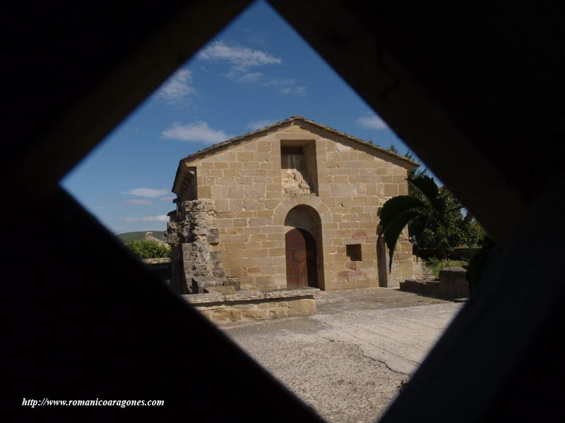 FACHADA OESTE DE LA CAPILLA DE SAN JESUCRISTO